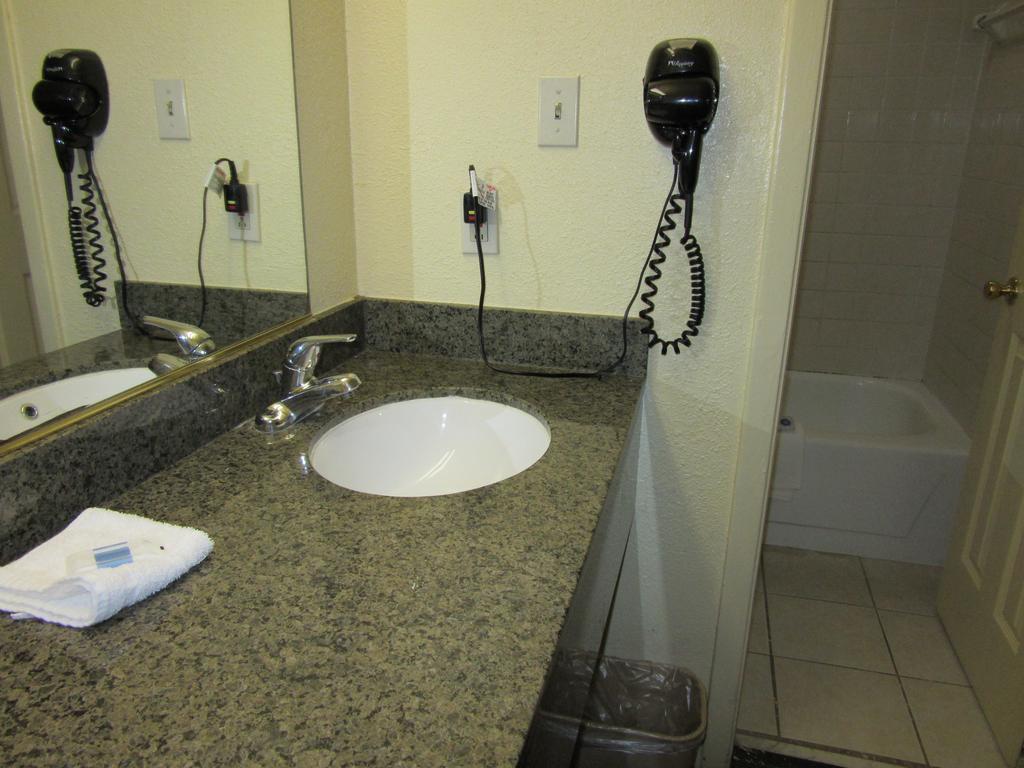 Deluxe Inn Irving Rom bilde