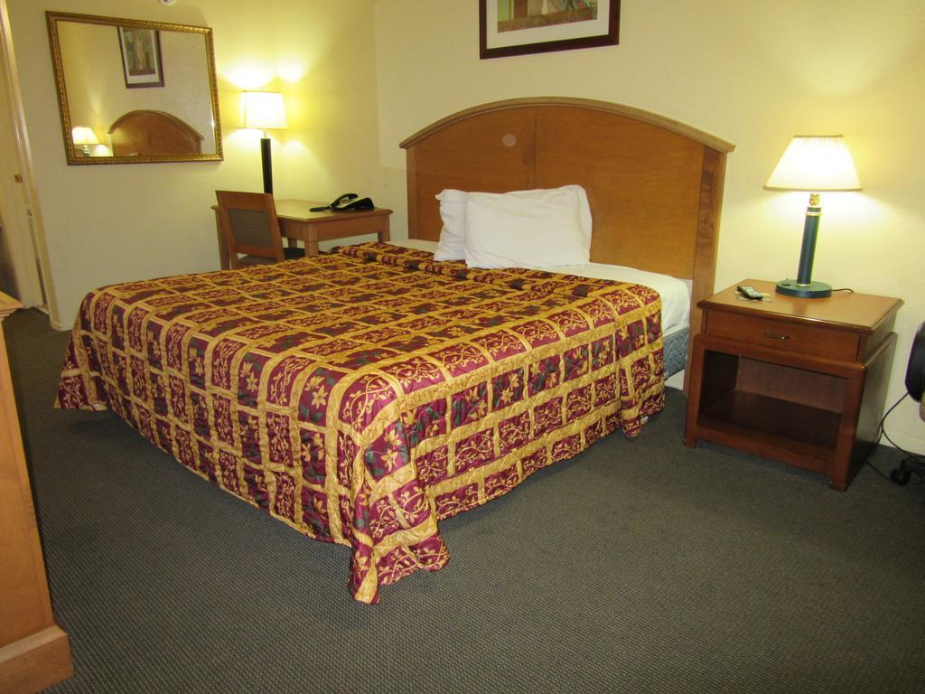 Deluxe Inn Irving Rom bilde