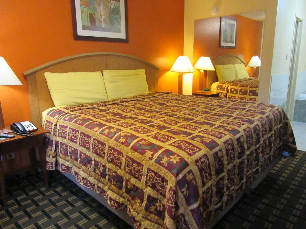 Deluxe Inn Irving Eksteriør bilde